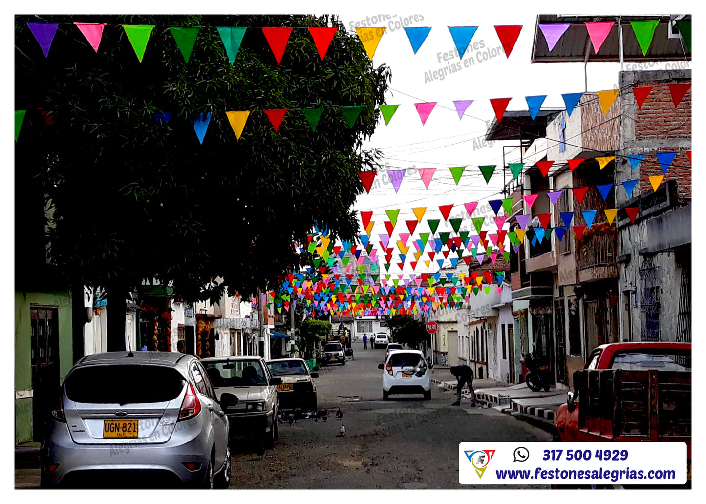 Festón Triangular Multicolor Standard x 50m - Plástico