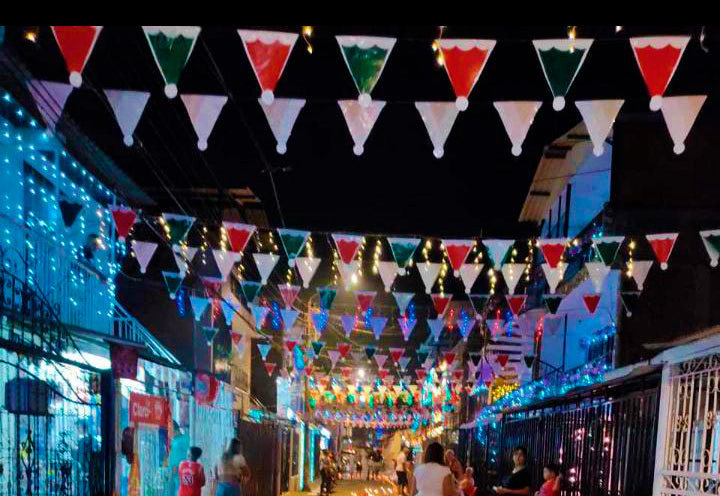 Gorros Navideños x 50mts