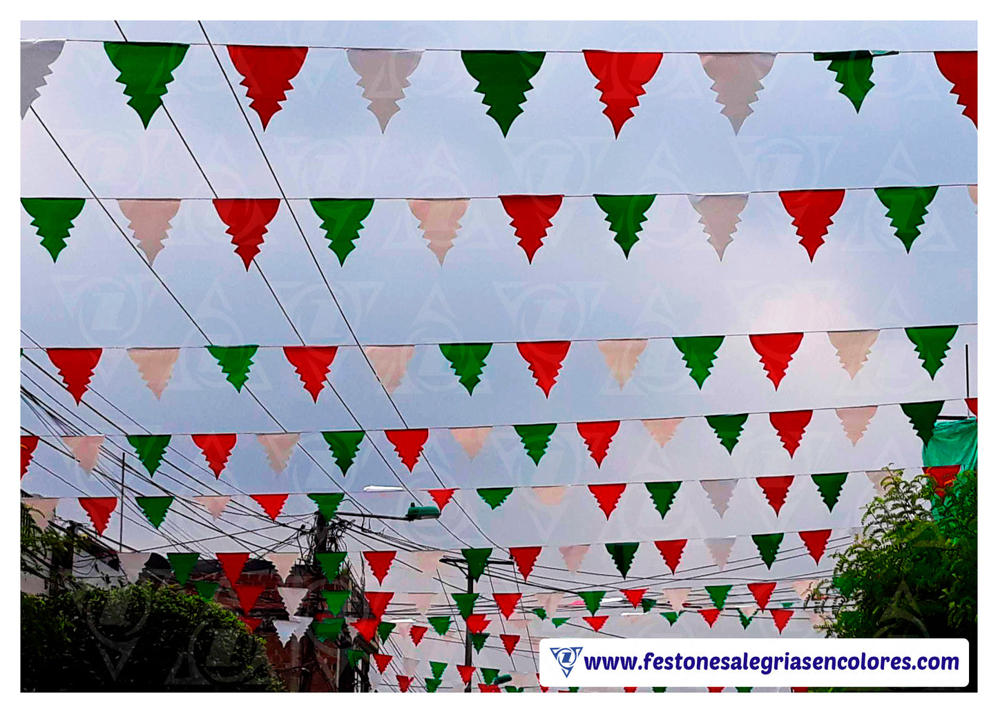 Arbol Tricolor Navideño x 50 metros